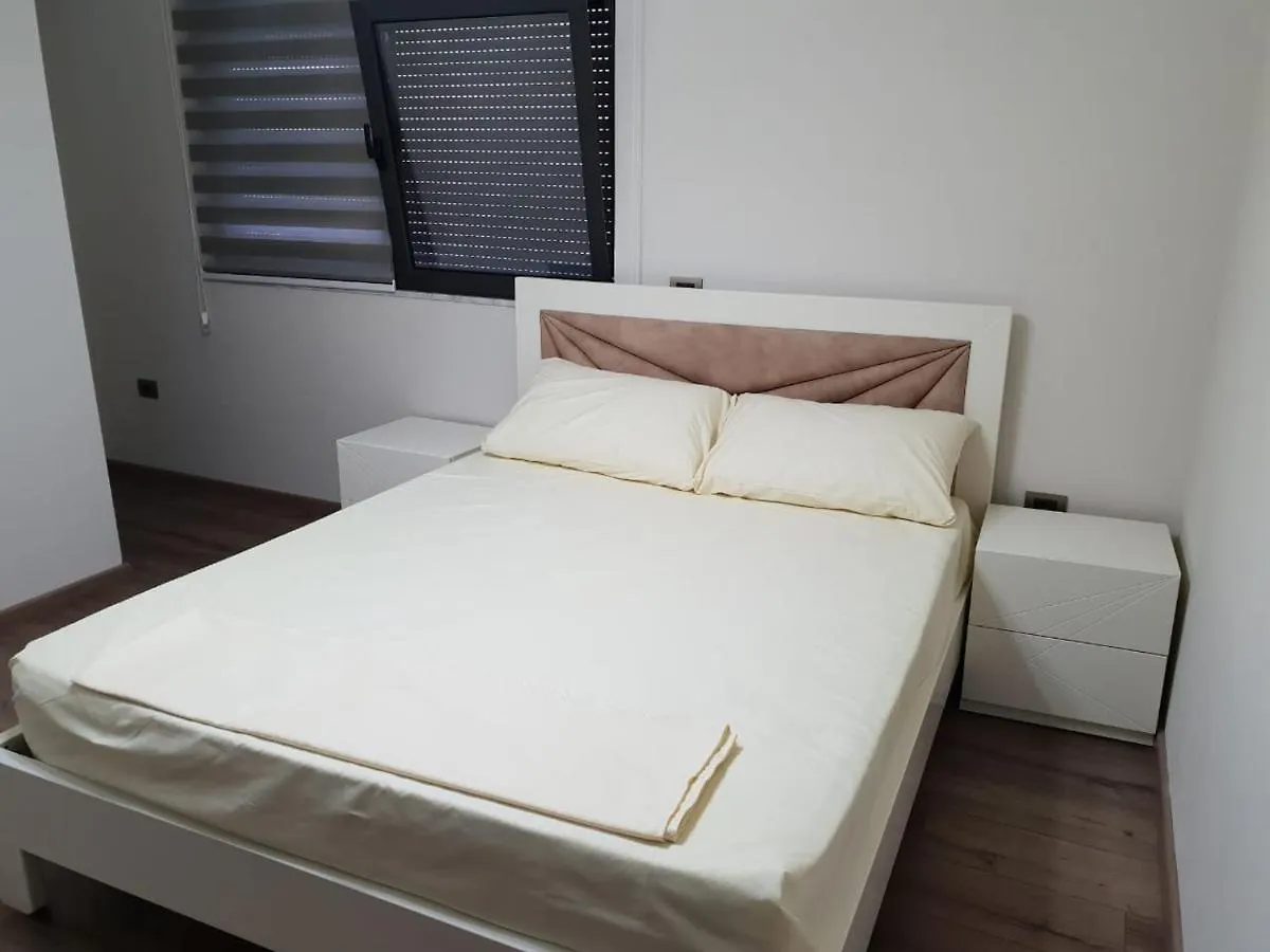 Bed & Breakfast 21-Rooms Tirana
